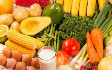 The Power of Nutrition: Boost Your Energy, Brighten Your Skin, and Lift Your Mood Naturally