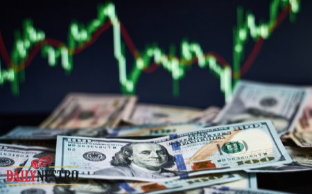 Dollar Jumps as Fed Split Over Rates Hits Global Markets