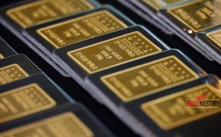 Gold Prices Dip Ahead of Key U.S. Fed Rate Decision 