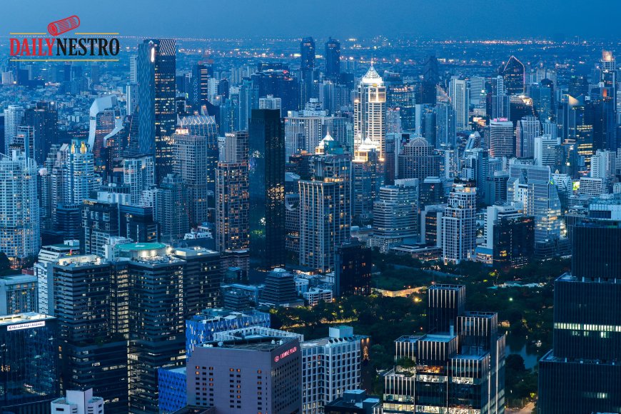 Global Economy Flashpoint: Inflation Pressures, Manufacturing Slumps, and a Surprising Labour-Market Shift